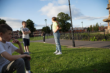 Grossbritannien  Nordirland  Belfast - Kinder  Dunville Park an der Falls Road  katholisches West Belfast