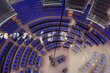 Berlin  Deutschland  Plenarsaal im Reichstagsgebaeude