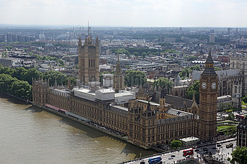 London  Grossbritannien  Blick auf den Palace of Westminster und die Westminster Abbey