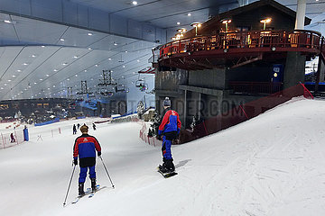 Dubai  Vereinigte Arabische Emirate  Indoorskihalle Ski Dubai