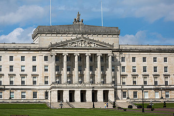 Grossbritannien  Belfast - Stormont Castle  Sitz der Nordirland-Versammlung und Regierung Nordirlands - ab Januar 2017 suspendiert.