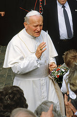 Papst Johannes Paul II.  Belgienreise  Beauraing  1985
