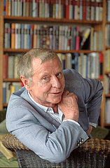 Hans Magnus Enzensberger  Schriftsteller  1995