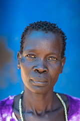 Opanya  Gambela  Aethiopien - Portraet einer Teilnehmerin eines Mikrofinanz-Projektes