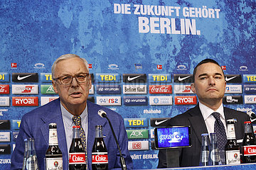 Pressekonferenz nach dem Ruecktritt von Juergen Klinsmann als Trainer von Hertha BSC Berlin
