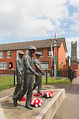 Grossbritannien  Belfast - Denkmal Titanic Yardmen am Dr Pitt Memorial Park  Protestantischer Teil von East Belfast