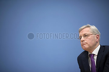 Norbert Roettgen - Announces Candidacy For CDU Leadership