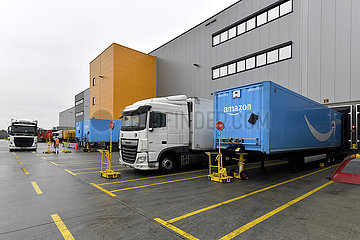 Deutschland  Nordrhein-Westfalen-Amazon Logistikzentrum in Moenchengladbach