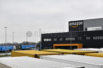 Deutschland  Nordrhein-Westfalen-Amazon Logistikzentrum in Moenchengladbach
