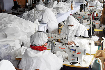 CHINA-QINGDAO-Textilfabrik-PRODUCTION-CHANGE (CN)