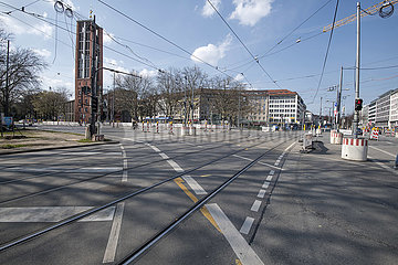 leere Muenchener Innenstadt  Sendlinger-Tor-Platz  kurz vor der Ausgangssperre  20.03.2020