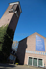 Deutschland  Bremen - Wegen Corona geschlossenes Kirche und Gemeindezentrum St.Ansgarii (evangelisch)