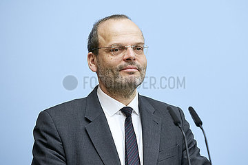 Berlin  Deutschland - Dr.?Felix Klein  Antisemitismusbeauftragter der Bundesregierung.