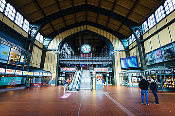 Hamburger Hauptbahnhof in Zeiten von Corona