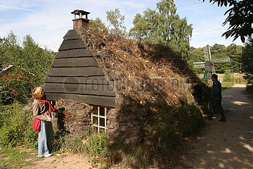 Niederlande  eine Lehmhütte (Plaggenhut in Niederländisch) von Onstwedde und jetzt im Freilichtmuseum in Arnheim. Diese Hütte oder Haus wurde von sod von armen Menschen  die Steine ??oder Holz nicht sich leisten kann.