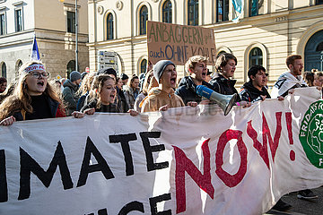 Climate Strike against Siemens