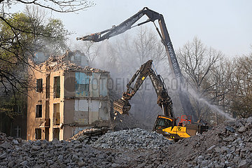 Berlin  Deutschland  Wohnhaus wird abgerissen