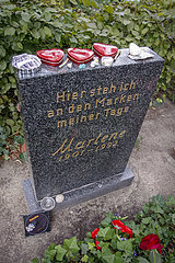Dietrich  Marlene - Grab in Berlin Schoeneberg