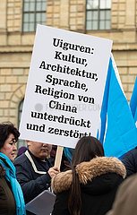 Uiguren protestieren in München