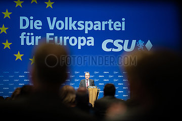 Manfred Weber bei seiner Rede bei der Delegiertenversammlung zur Europawahl