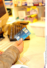CARTE BANCAIRE/CARTE CREDIT BANKING CARD/CREDIT CARD