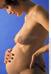 FEMME ENCEINTE PREGNANT WOMAN