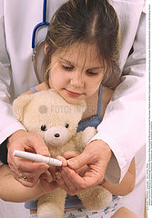 DIABETE TRAITEMENT ENFANT TREATING DIABETES IN A CHILD