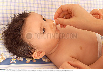 NOURRISSON HYGIENE INFANT HYGIENE