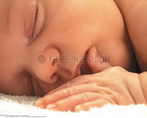 SOMMEIL NOURRISSON INFANT SLEEPING