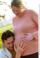 FEMME ENCEINTE COUPLE PREGNANT WOMAN & MAN