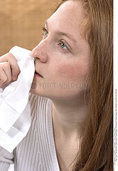 EPISTAXIS FEMME!!WOMAN WITH NOSEBLEED