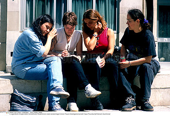 GROUPE ADOLESCENT!!GROUP OF ADOLESCENTS