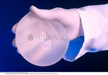 PROTHESE MAMMAIRE!!BREAST PROSTHESIS