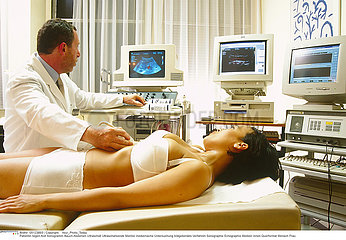 ECHOGRAPHIE FEMME!!SONOGRAPHY OF A WOMAN