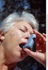 ASTHME 3EME AGE!!ASTHMA  ELDERLY PERSON