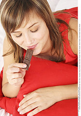 ALIMENTATION FEMME GRIGNOTAGE!!WOMAN SNACKING