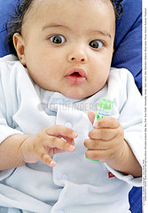 HOMEOPATHIE NOURRISSON!!HOMEOPATHY  INFANT