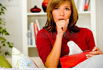 TOUX FEMME!WOMAN COUGHING