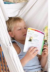 LECTURE ENFANT!!CHILD READING