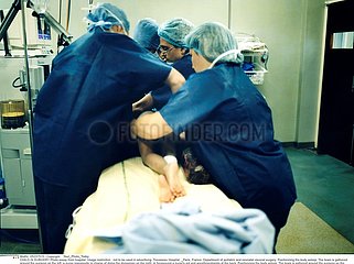 CHIRURGIE ENFANT!CHILD IN SURGERY