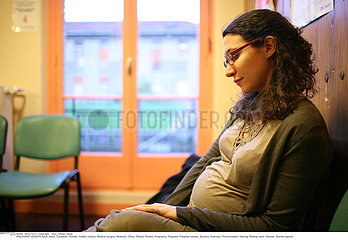 FEMME ENCEINTE!PREGNANT WOMAN
