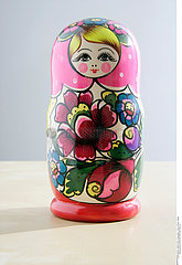RUSSIAN NESTED DOLLS