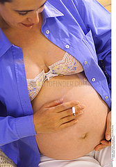 PREGNANT WOMAN SMOKING