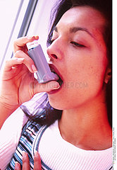 ASTHMA TREATMENT  WOMAN