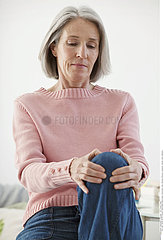 KNEE PAIN IN AN ELDERLY PERSON