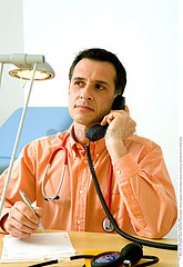 DOCTOR ON THE PHONE