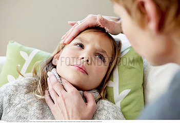 CHILD WITH SORE THROAT