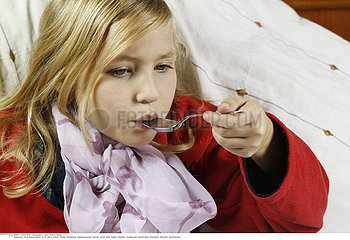 COUGHING TREATMENT CHILD