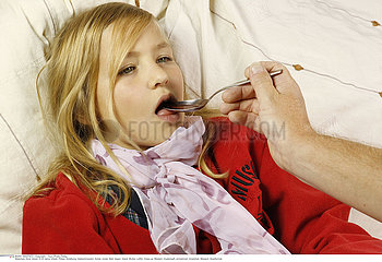COUGHING TREATMENT CHILD