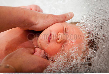 Reportage_159 Thalasso Babybad / THALASSO BABY BATH